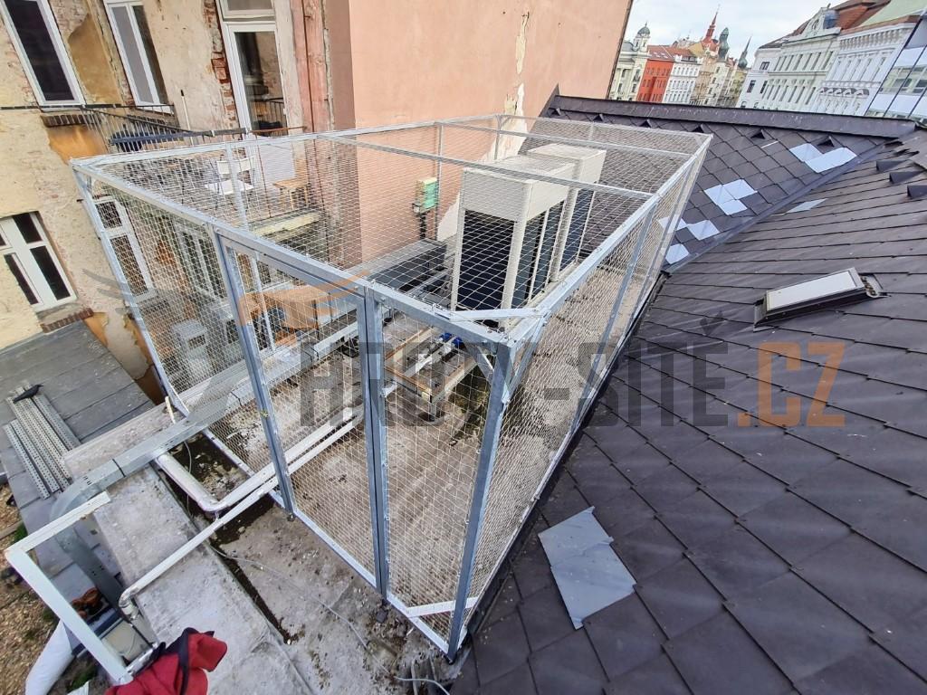 Hroty-Sítě: Profesionální montáž ochrany proti ptactvu. Hroty-Sítě: Profesionální montáž ochrany proti ptactvu.